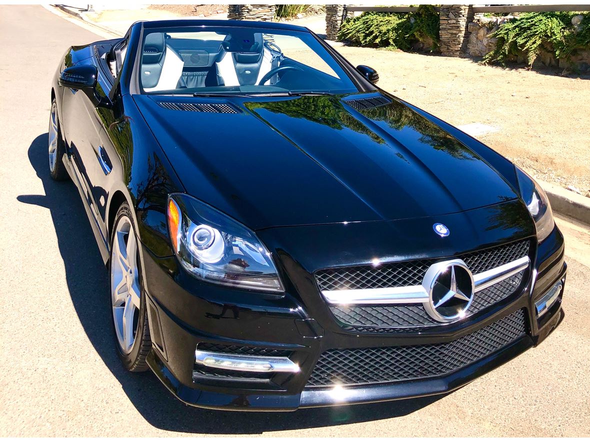 2013 Mercedes-Benz SLK-Class for sale by owner in Los Angeles