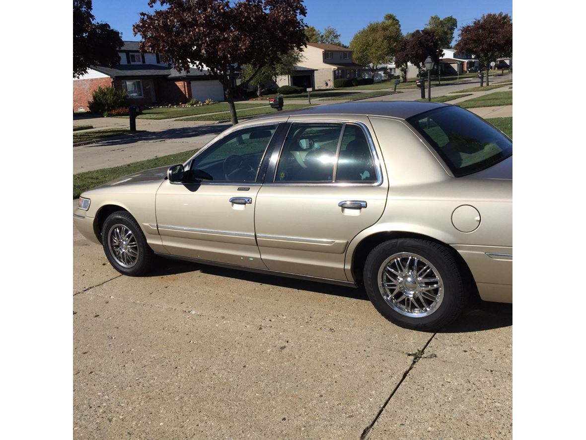 1999 Mercury Grand Marquis for sale by owner in Southfield