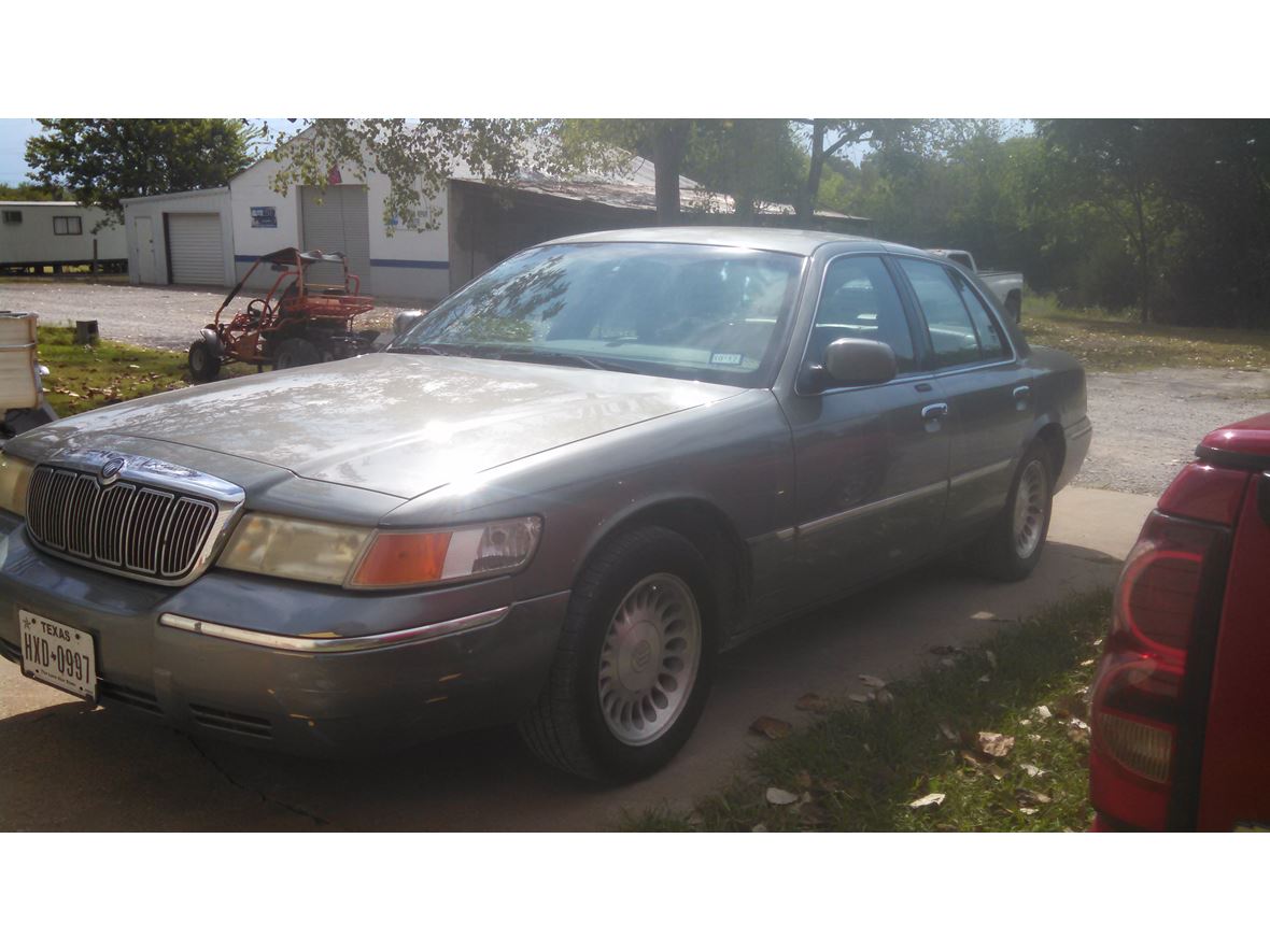 2002 Mercury Grand Marquis for sale by owner in Princeton