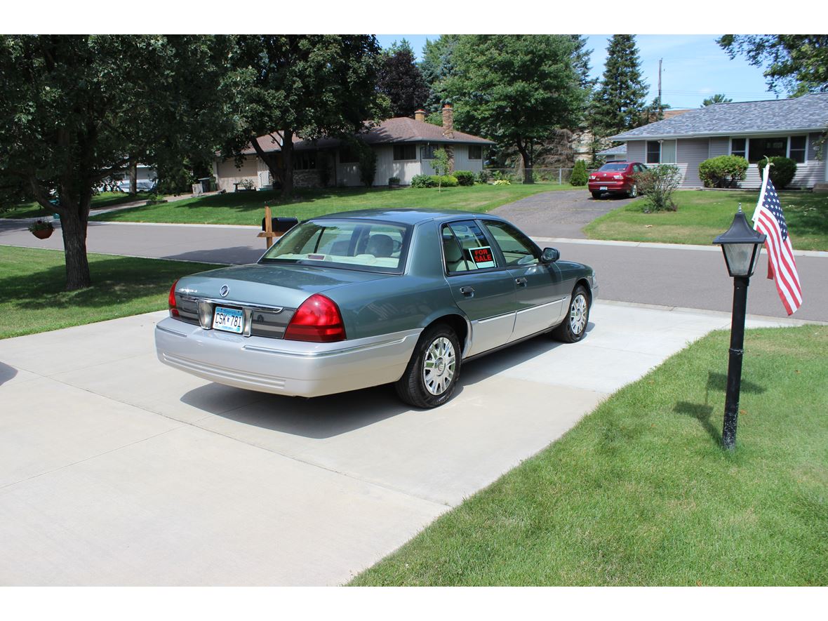 2006 Mercury Grand Marquis for sale by owner in Saint Paul