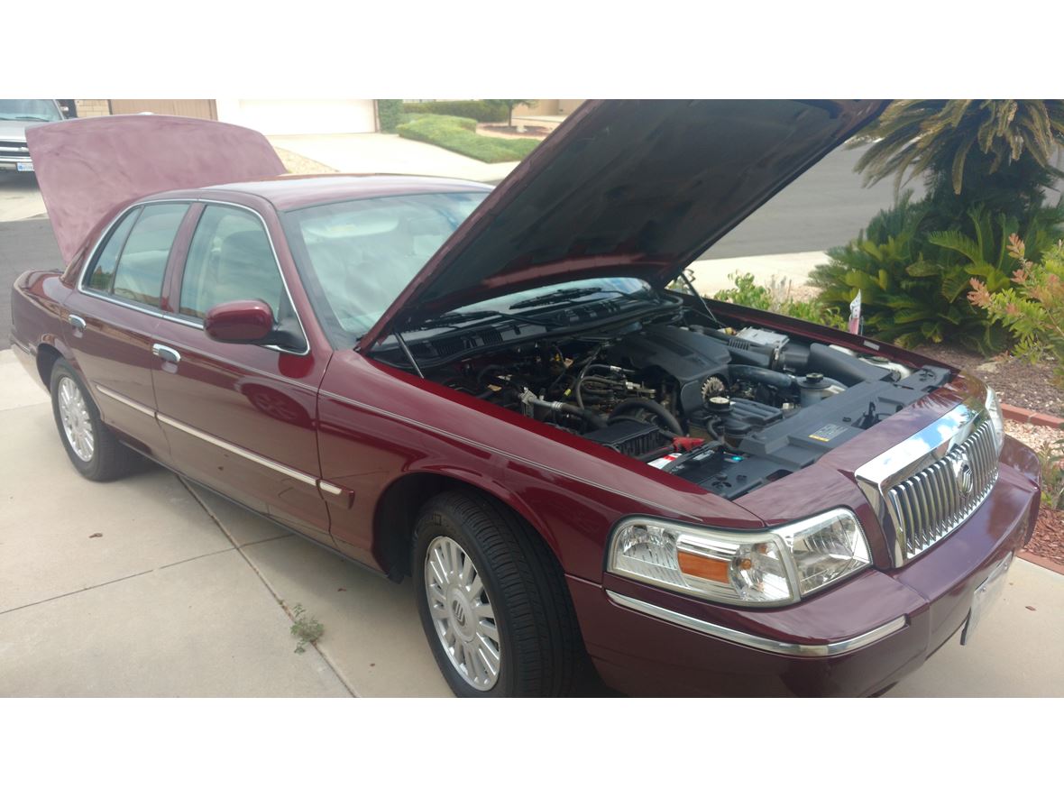2007 Mercury Grand Marquis for sale by owner in Sun City