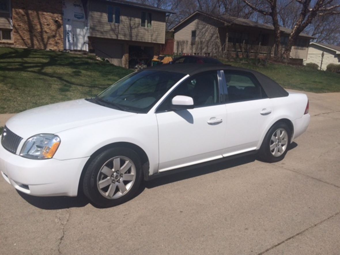 2006 Mercury Montego for sale by owner in Omaha