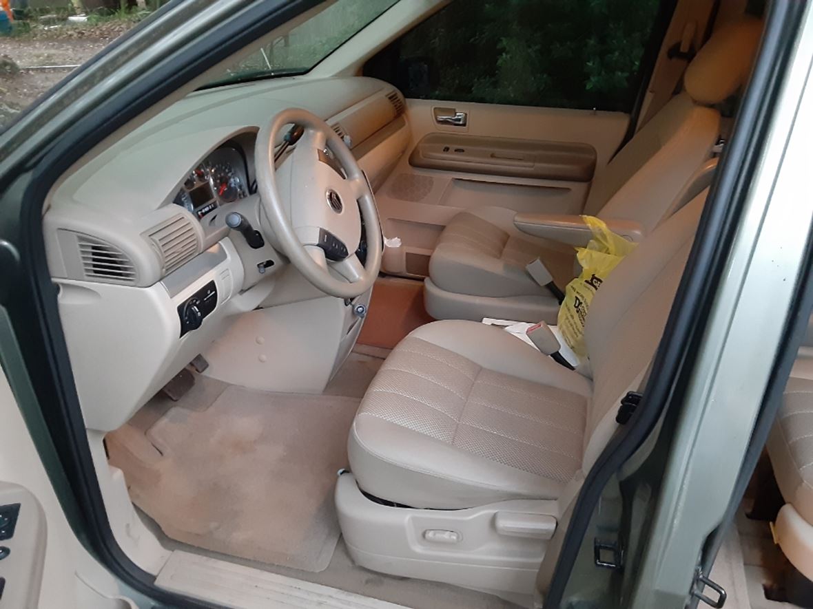2004 Mercury Monterey for sale by owner in Prospect