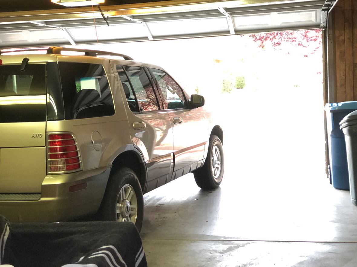 2003 Mercury Mountaineer for sale by owner in Las Vegas