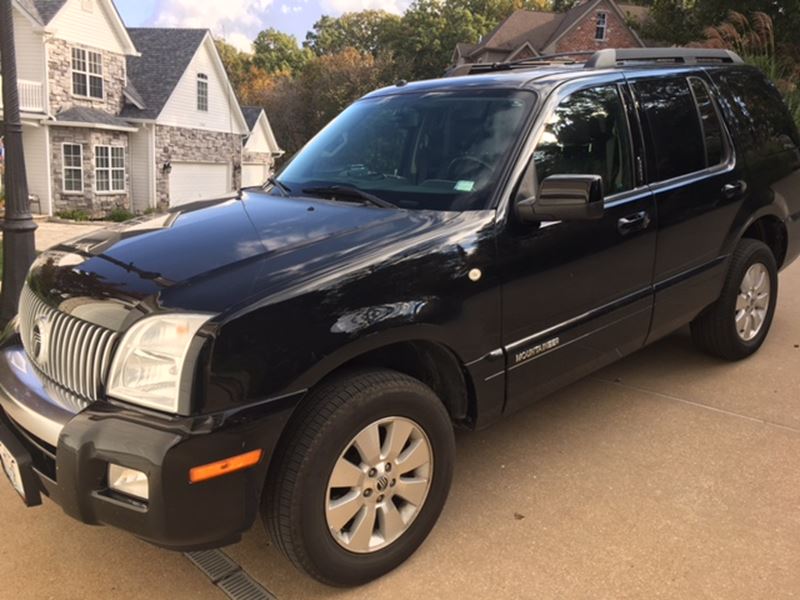 2008 Mercury Mountaineer for sale by owner in High Ridge