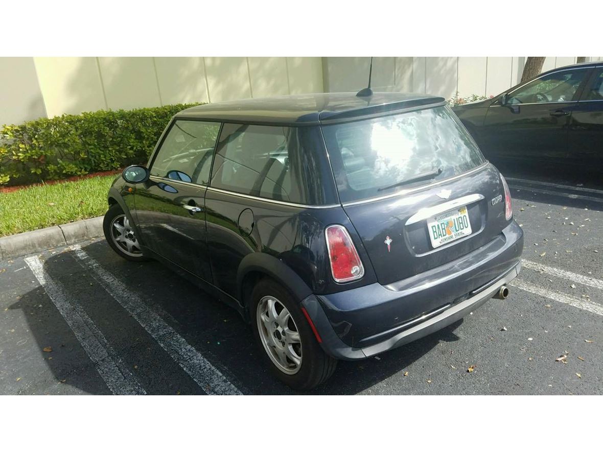 2006 MINI Cooper for sale by owner in Miami