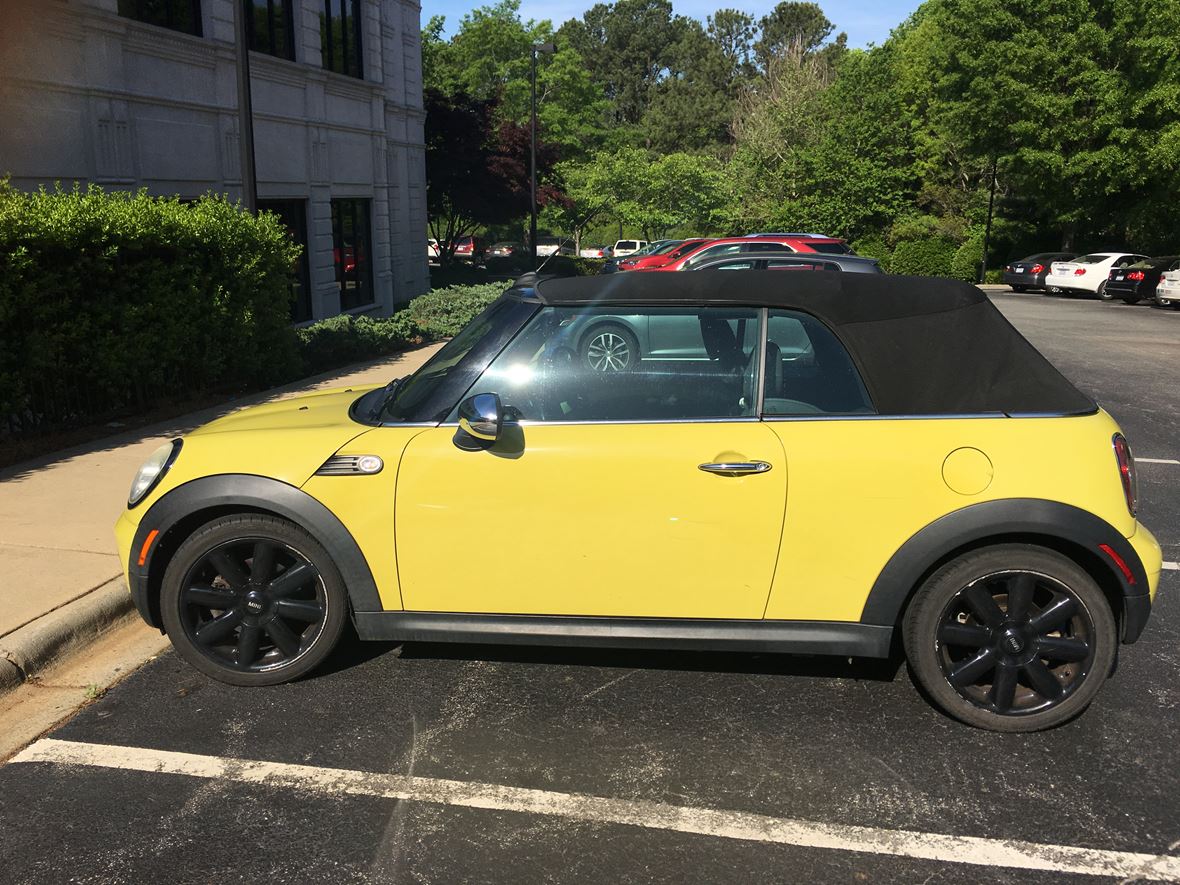 2009 MINI Cooper for sale by owner in Cary