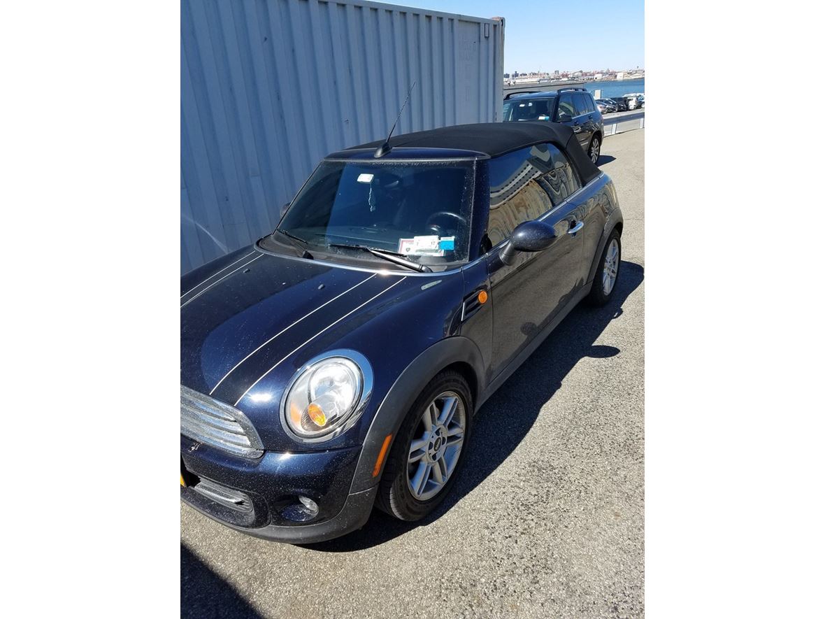 2012 MINI Cooper for sale by owner in Staten Island
