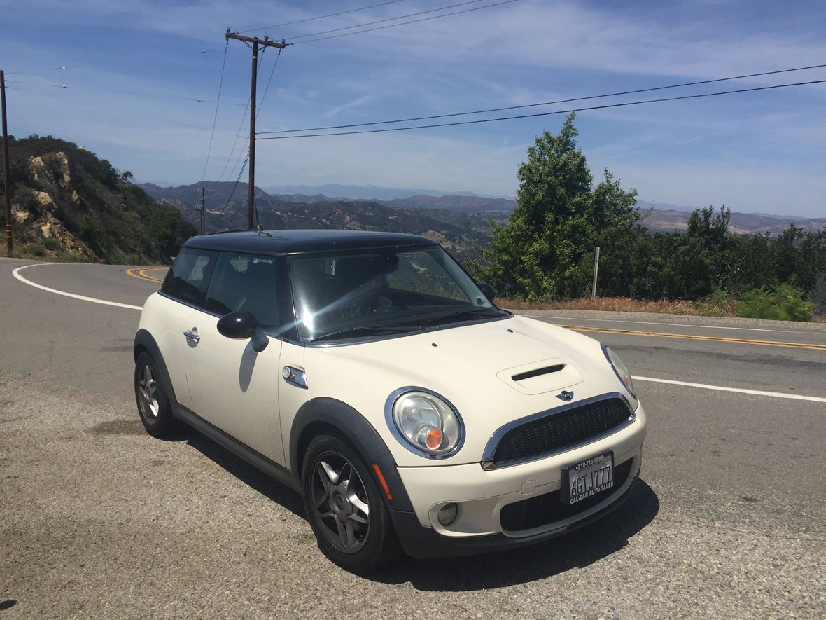 2009 MINI Cooper Hardtop for sale by owner in Chatsworth