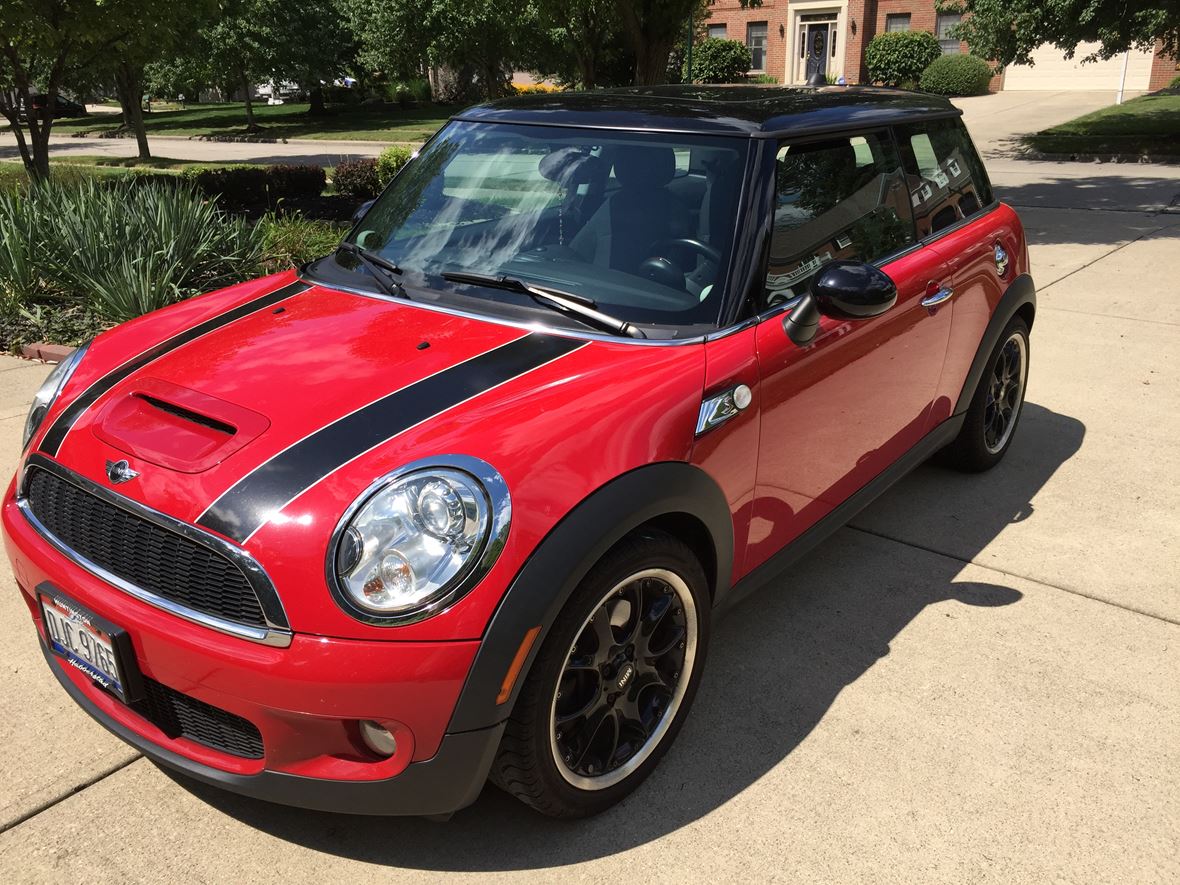 2010 MINI S Hardtop for sale by owner in Columbus