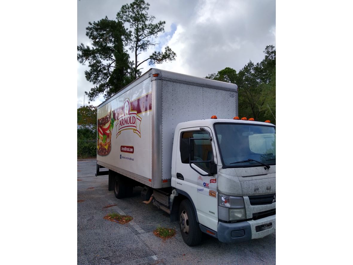 2012 Mitsubishi Fuso Cantor FE 125 for sale by owner in Jacksonville