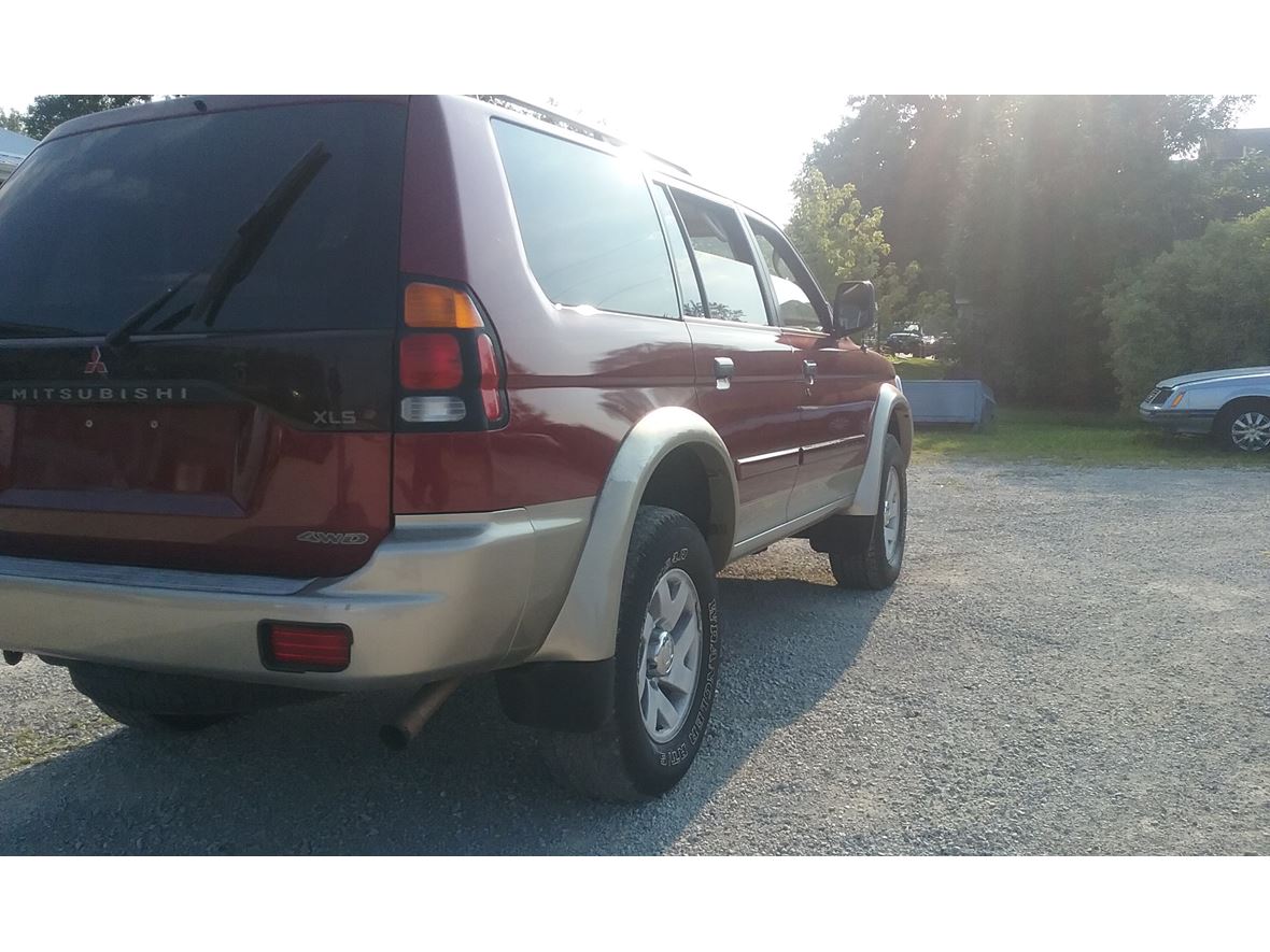 2001 Mitsubishi Montero Sport Sale by Owner in Mabel, MN 55954