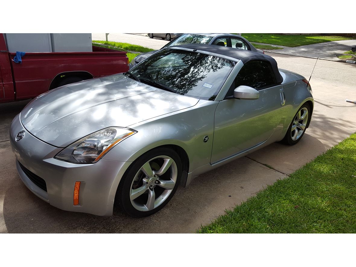 2004 Nissan 350Z for sale by owner in Tomball