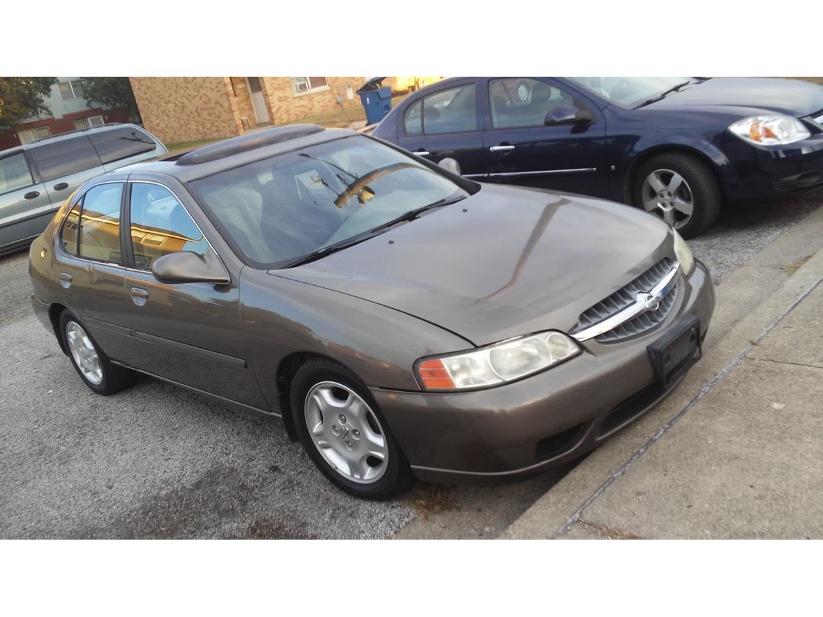 2001 Nissan Altima for sale by owner in Terre Haute