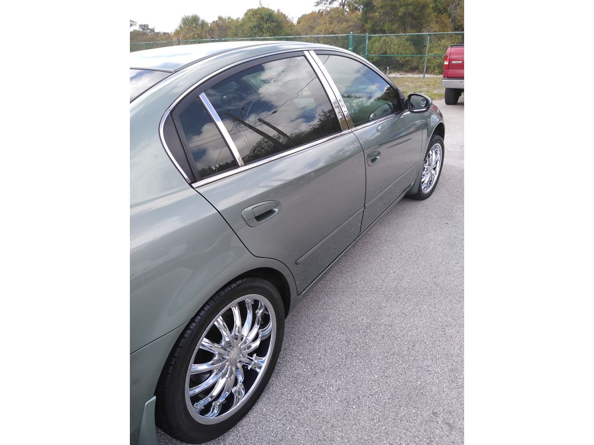 2006 Nissan Altima for sale by owner in Fort Lauderdale