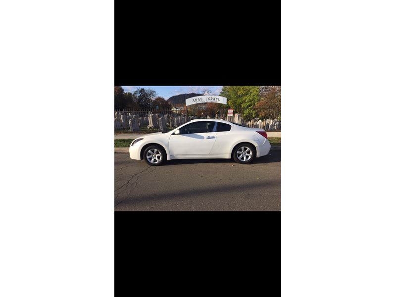 2008 Nissan Altima for sale by owner in Hamden