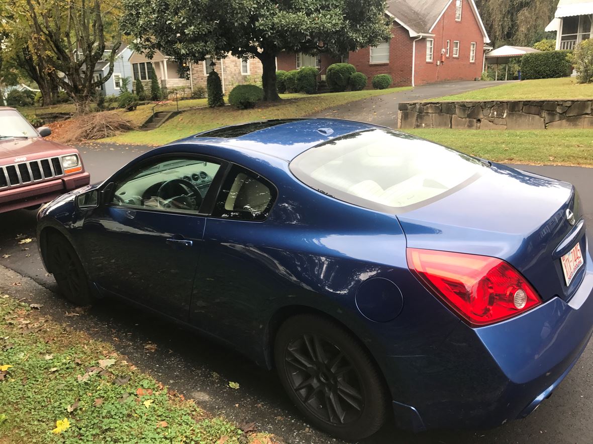 2008 Nissan Altima for sale by owner in Winston Salem