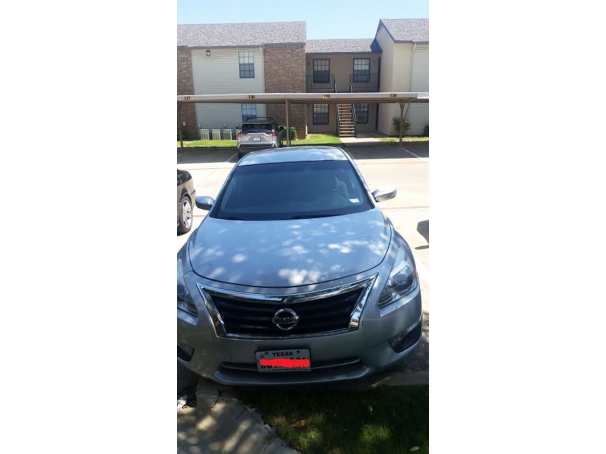 2013 Nissan Altima for sale by owner in Irving