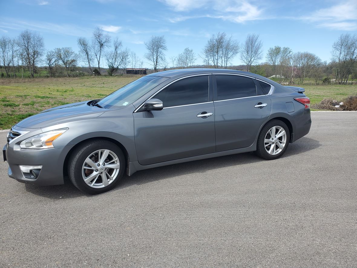 2015 Nissan Altima for sale by owner in Cave City