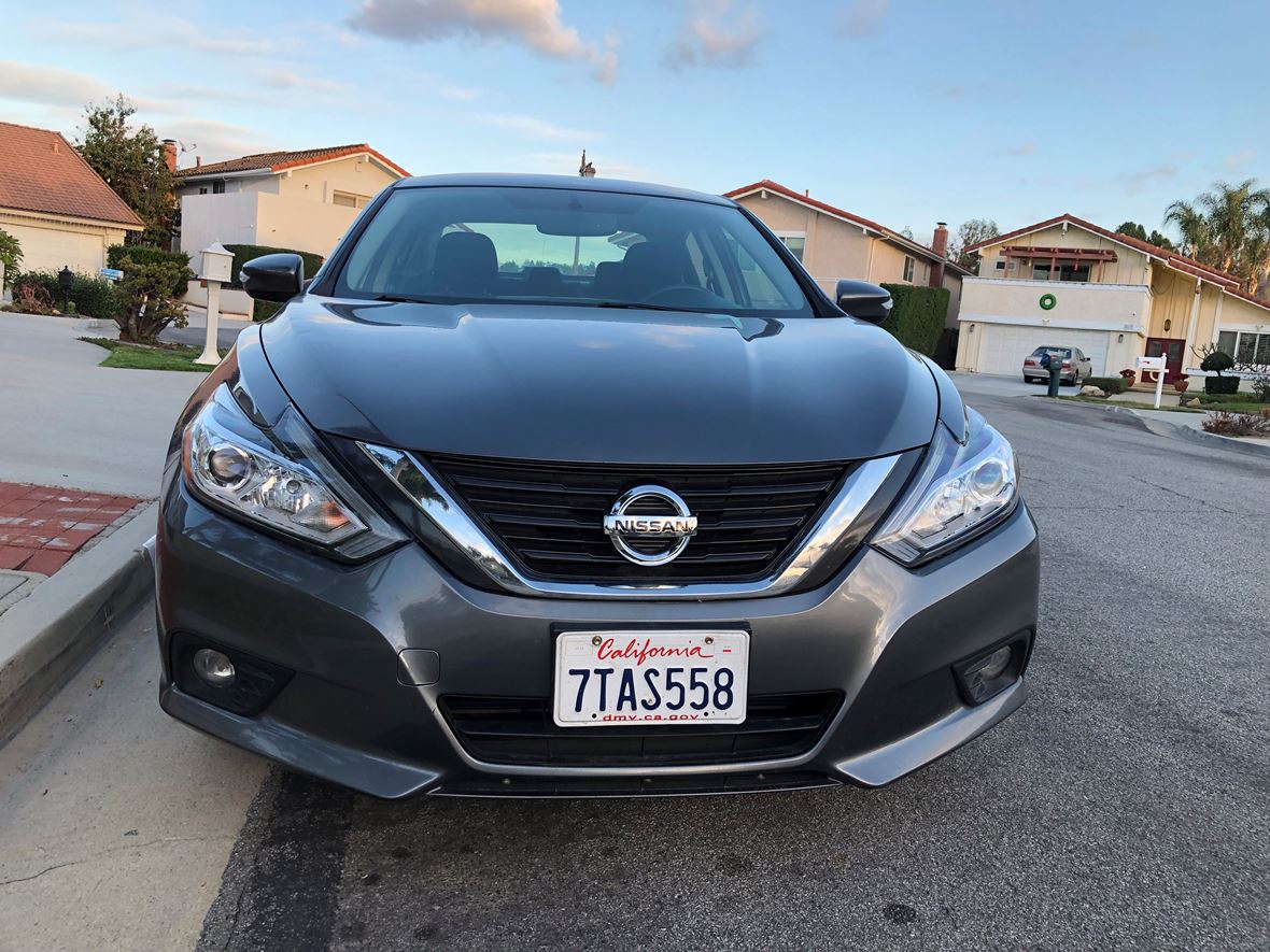 2016 Nissan Altima for sale by owner in Anaheim