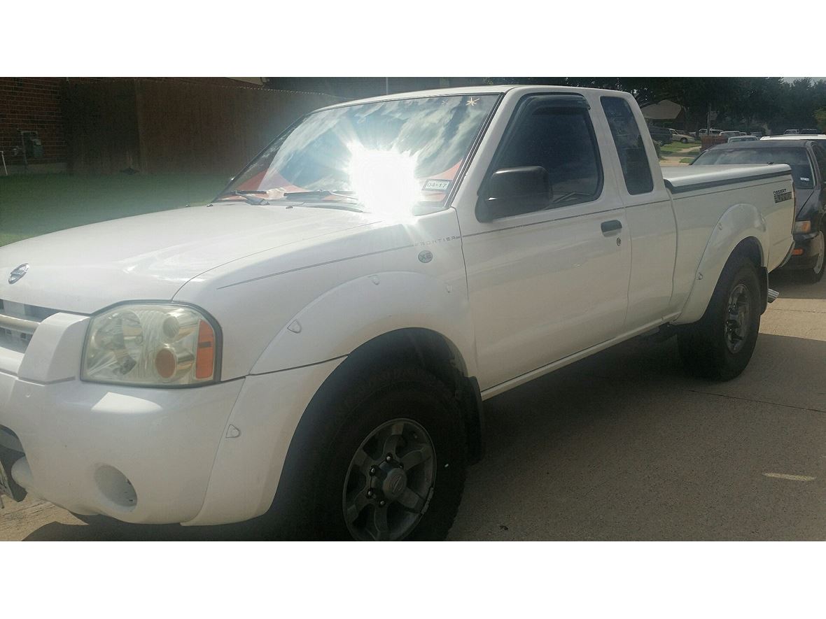 2004 Nissan Frontier for sale by owner in Fort Worth