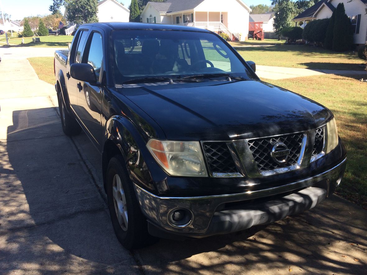 2005 Nissan Frontier for sale by owner in Clayton