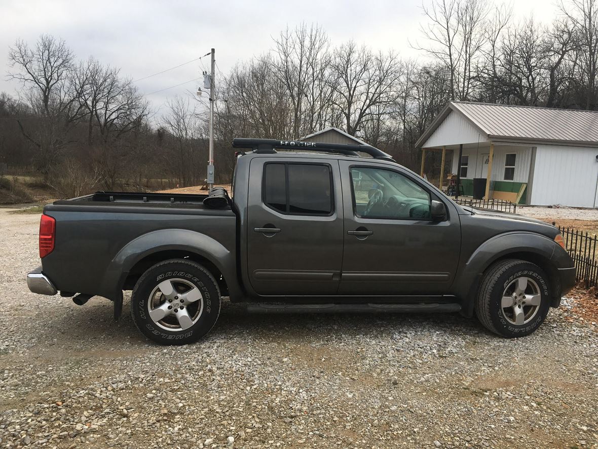 2005 Nissan Frontier for sale by owner in Springfield
