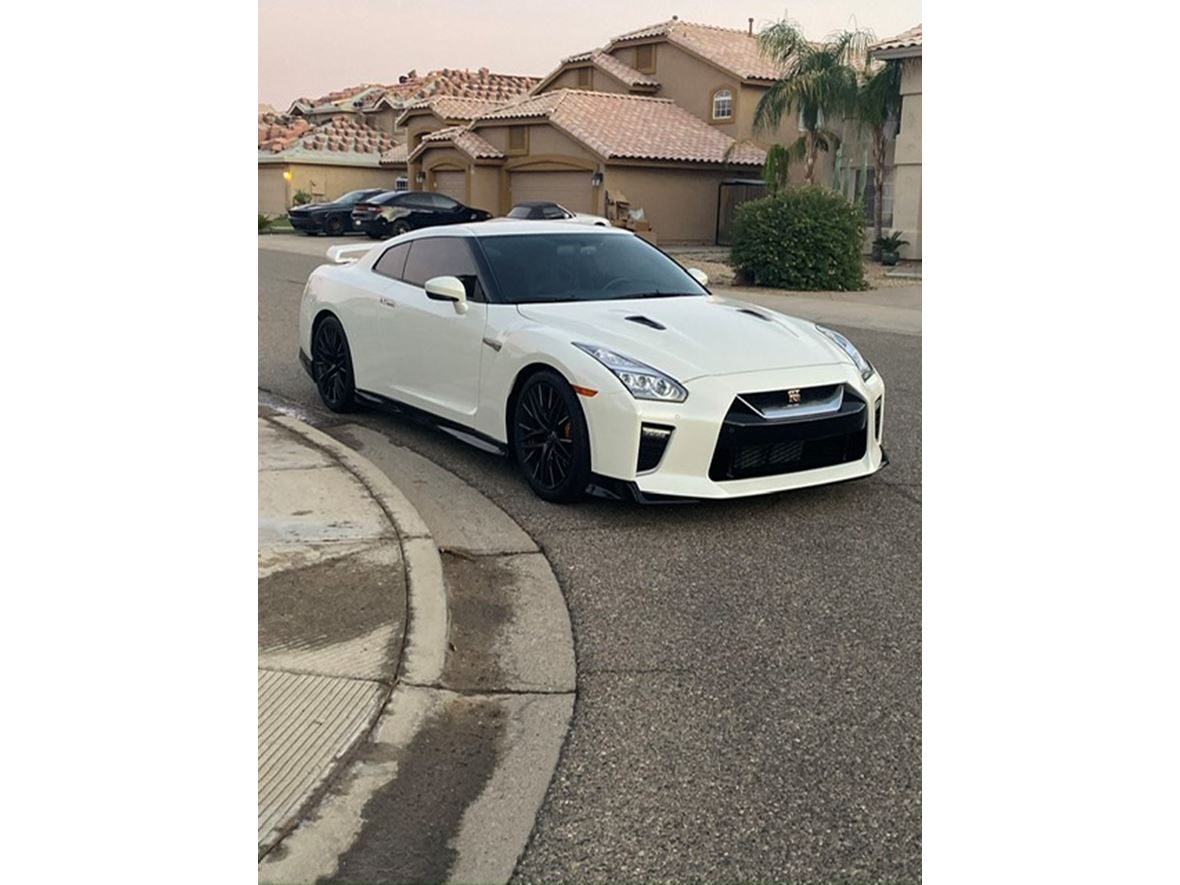2020 Nissan GT-R for sale by owner in Glendale