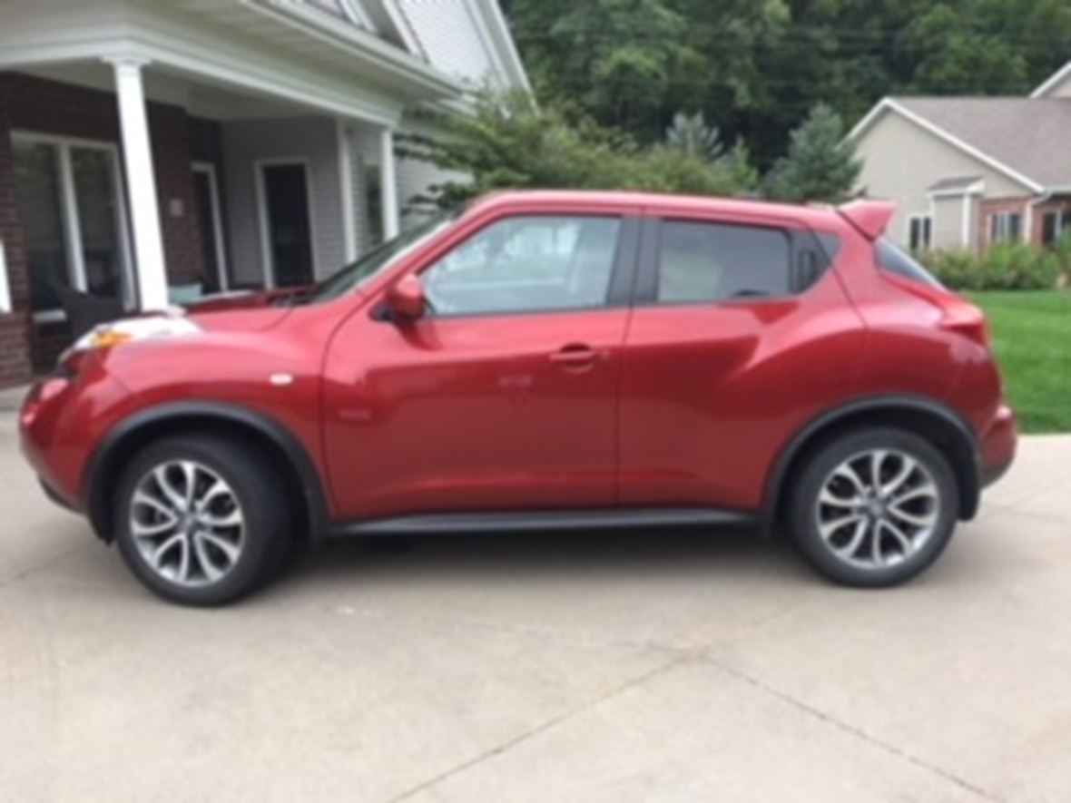 2013 Nissan Juke for sale by owner in Iowa City