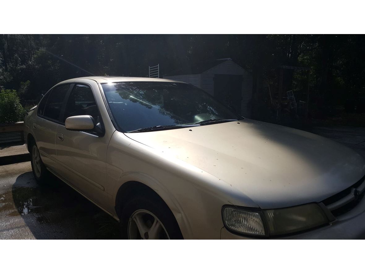 1997 Nissan Maxima for sale by owner in Macclenny