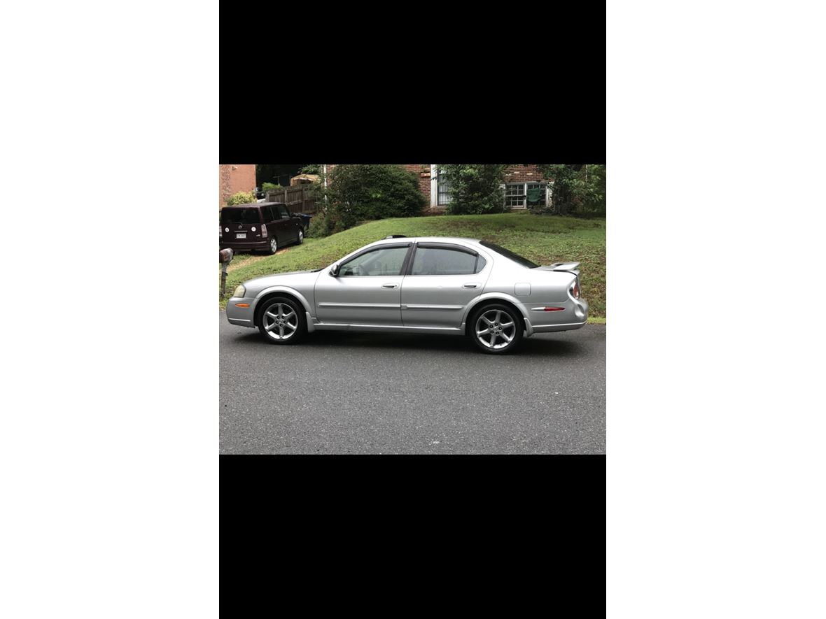 2003 Nissan Maxima for sale by owner in Fredericksburg