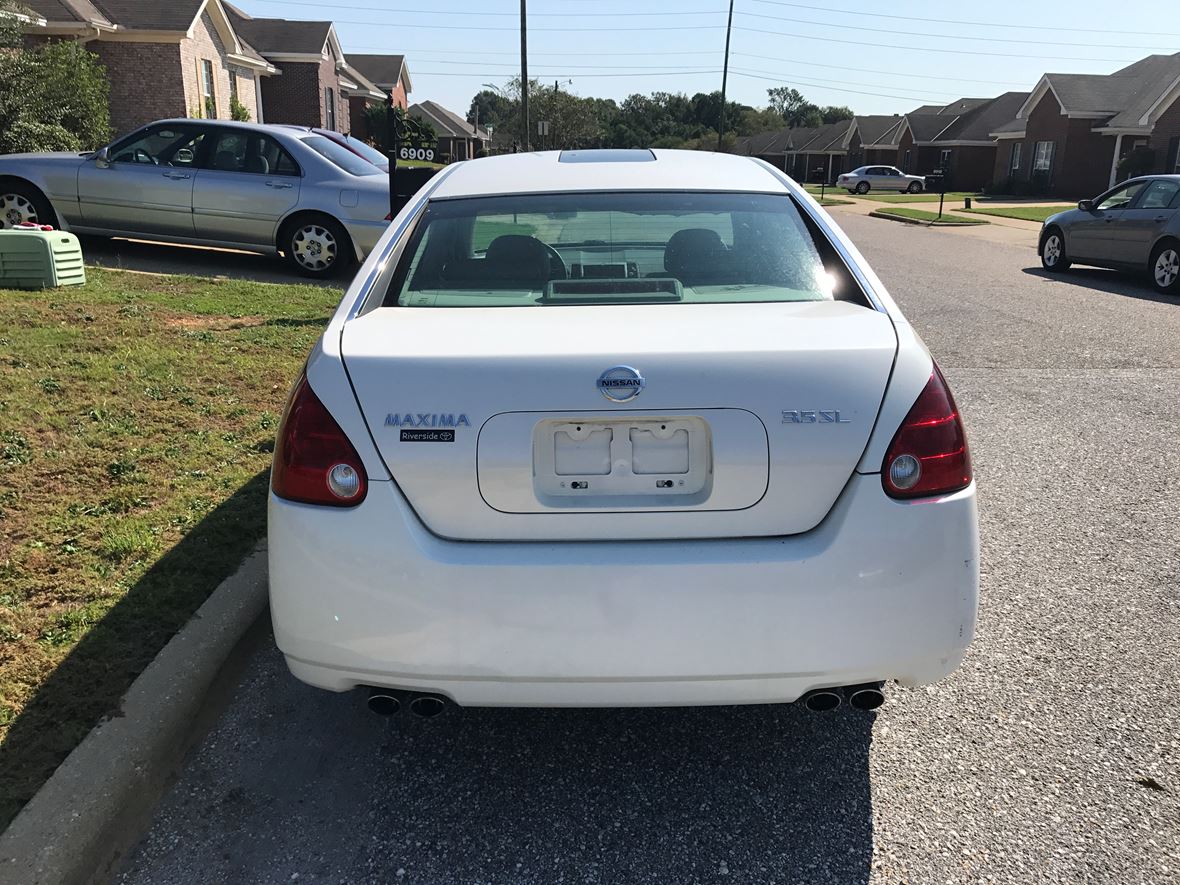 2004 Nissan Maxima for sale by owner in Montgomery