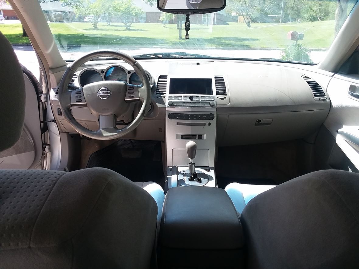 2005 Nissan Maxima for sale by owner in Olathe