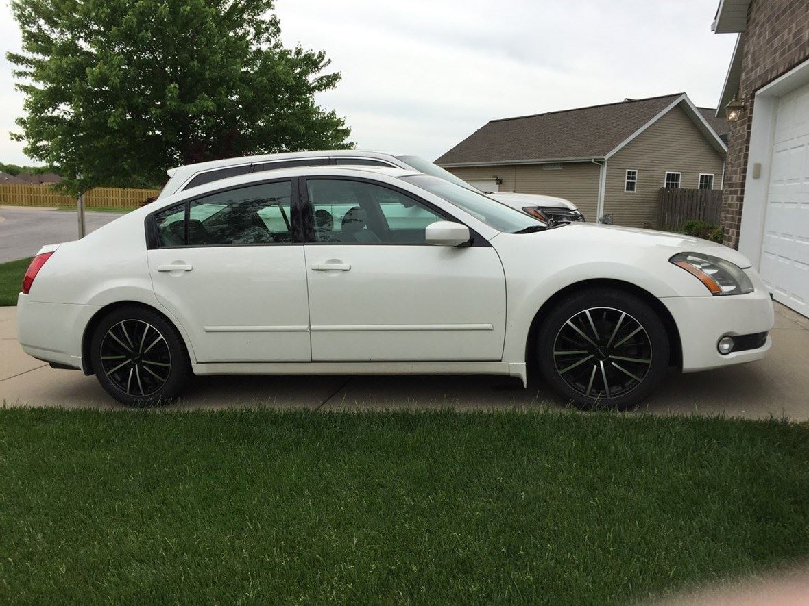 2006 Nissan Maxima for sale by owner in Springfield