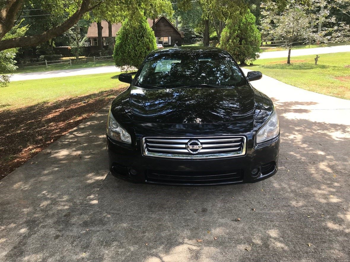 2014 Nissan Maxima for sale by owner in Morrow