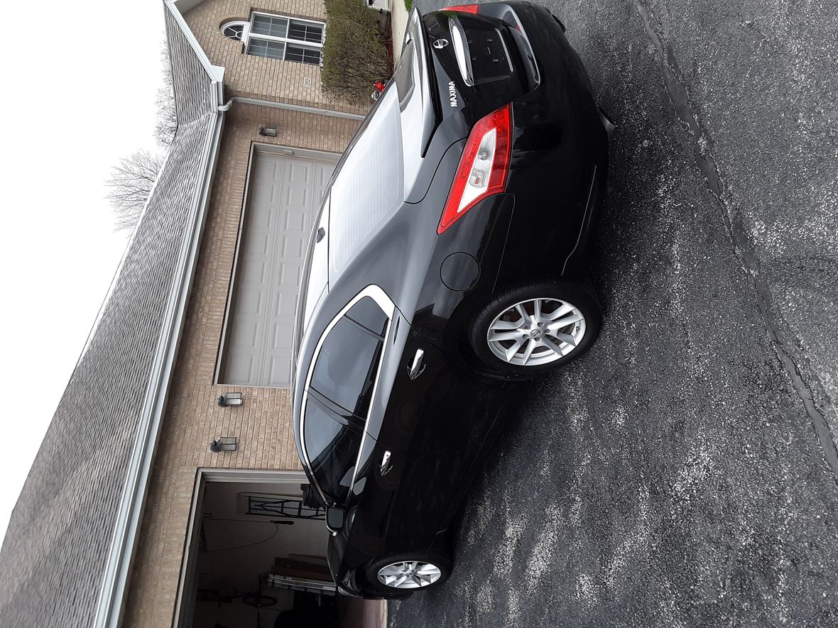 2009 Nissan Maxima S/SV for sale by owner in Manteno
