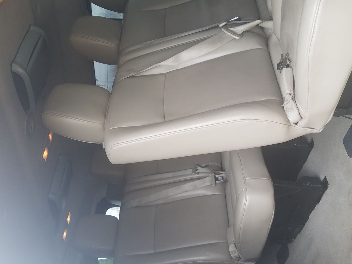 2015 Nissan NV Passenger for sale by owner in Hurricane