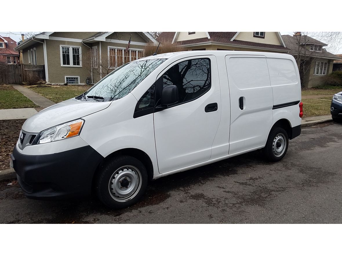 2014 Nissan NV200 for sale by owner in Chicago