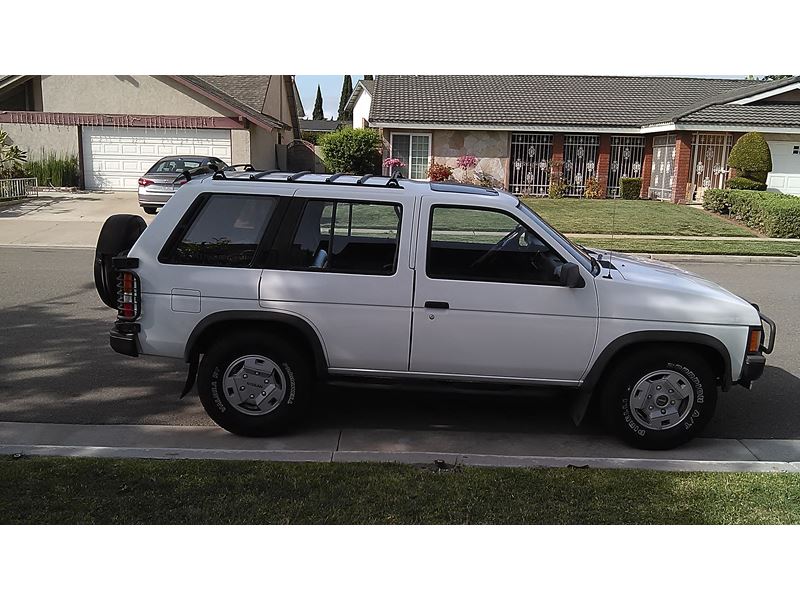 1990 Nissan Pathfinder Interior