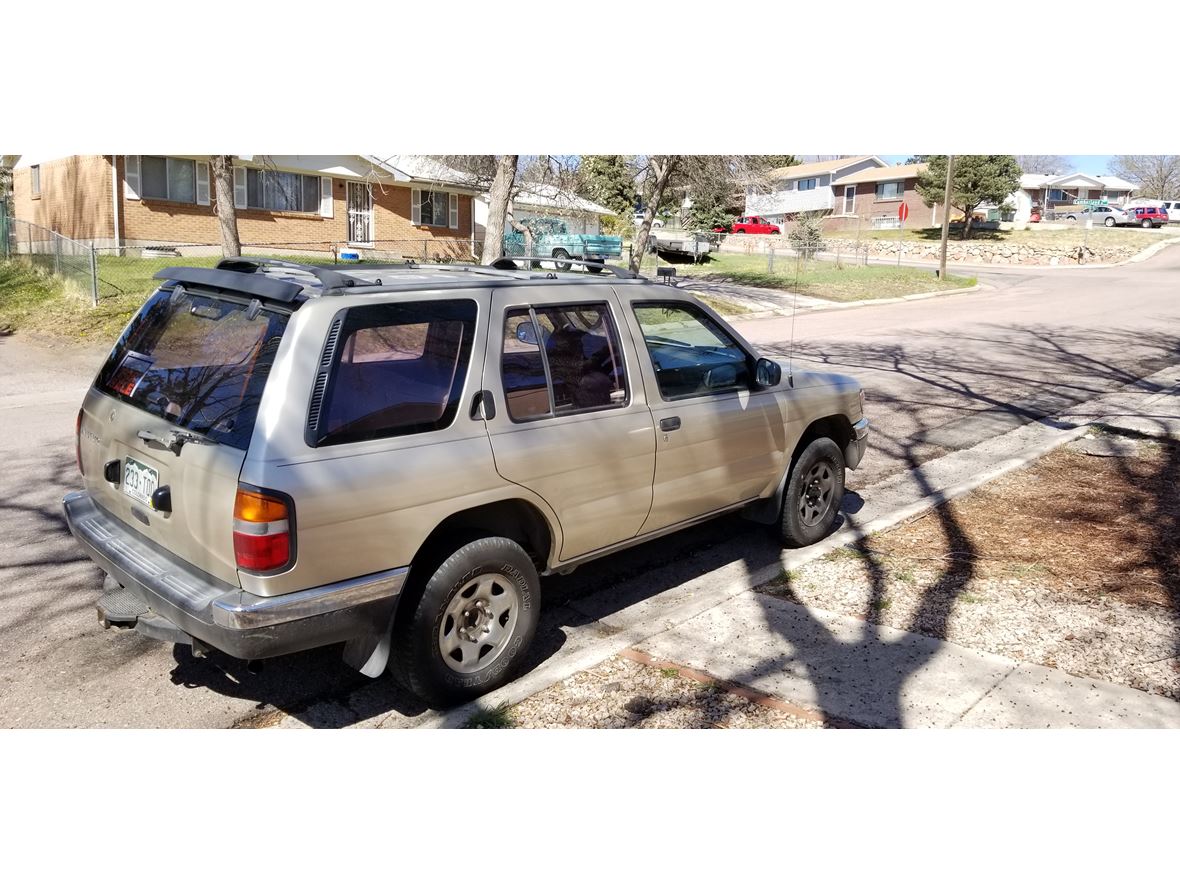 1998 Nissan Pathfinder for sale by owner in Colorado Springs