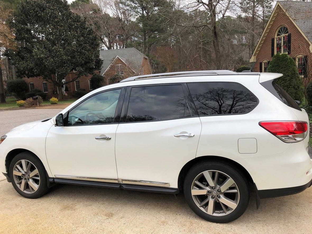 2015 Nissan Pathfinder for sale by owner in Virginia Beach
