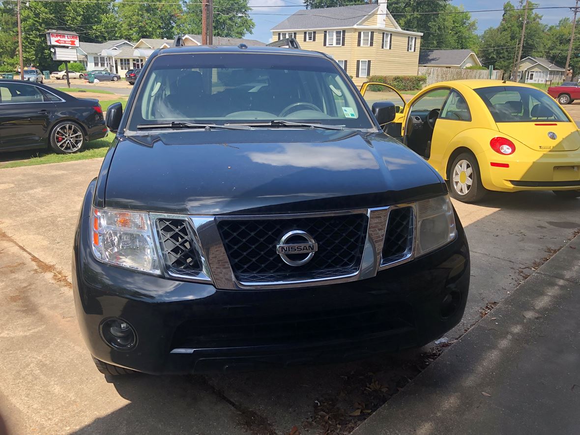 2012 Nissan Pathfinder Silver Edition for sale by owner in Monroe