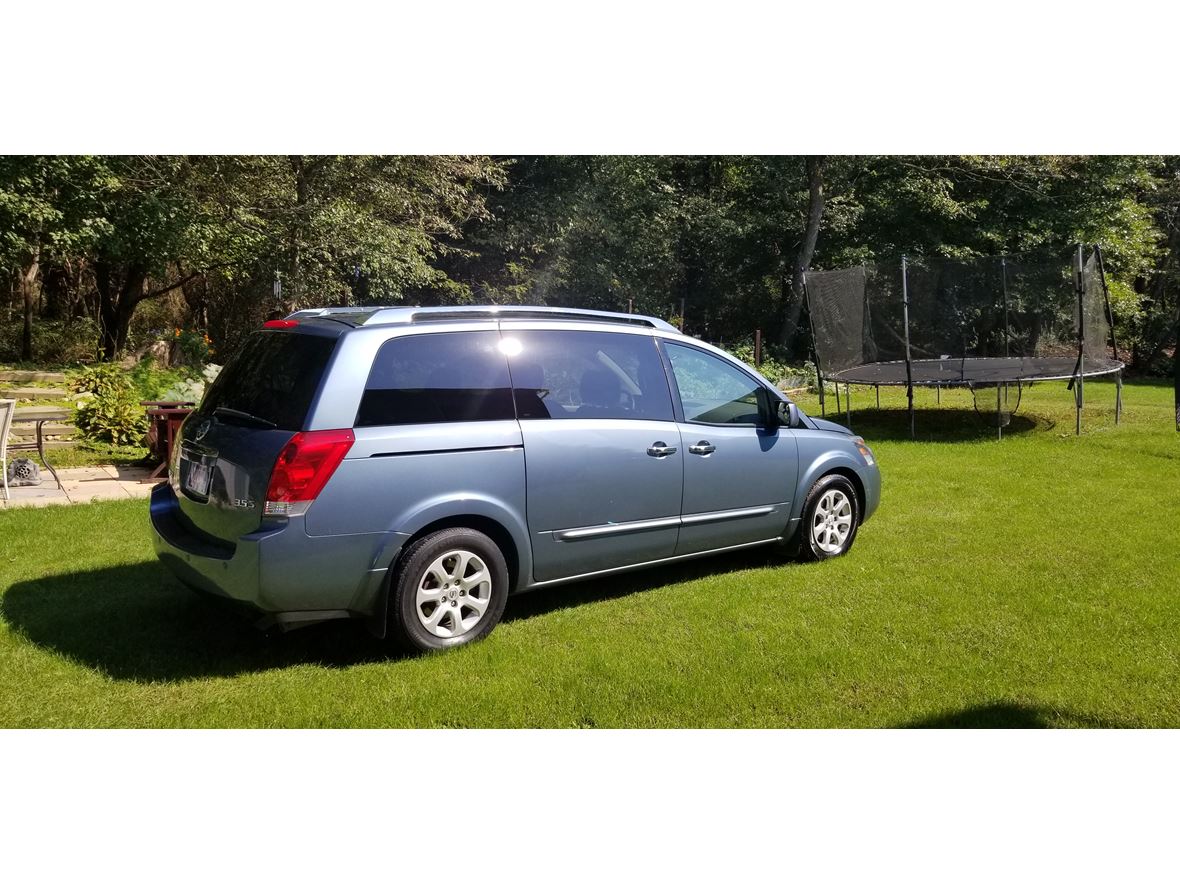 2008 nissan quest minivan