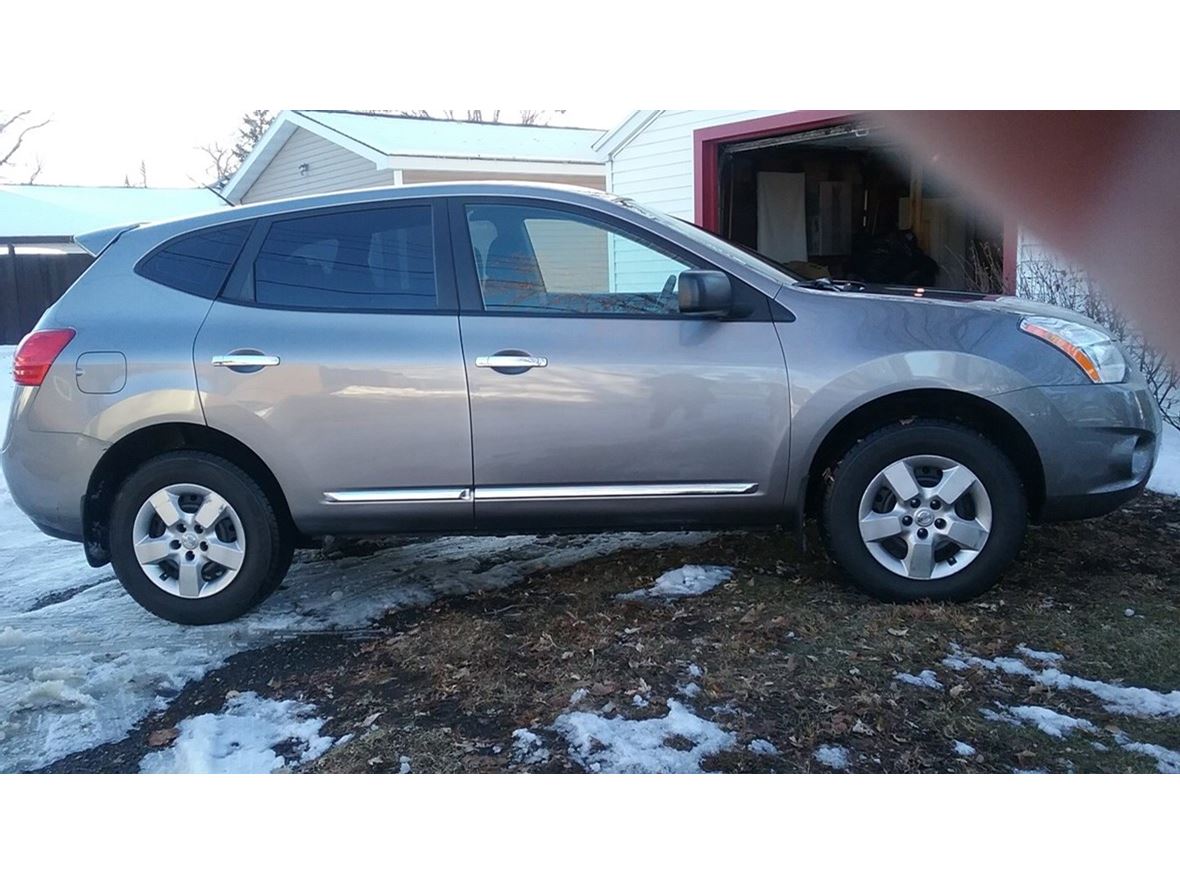 2011 Nissan Rogue for sale by owner in Saint Cloud