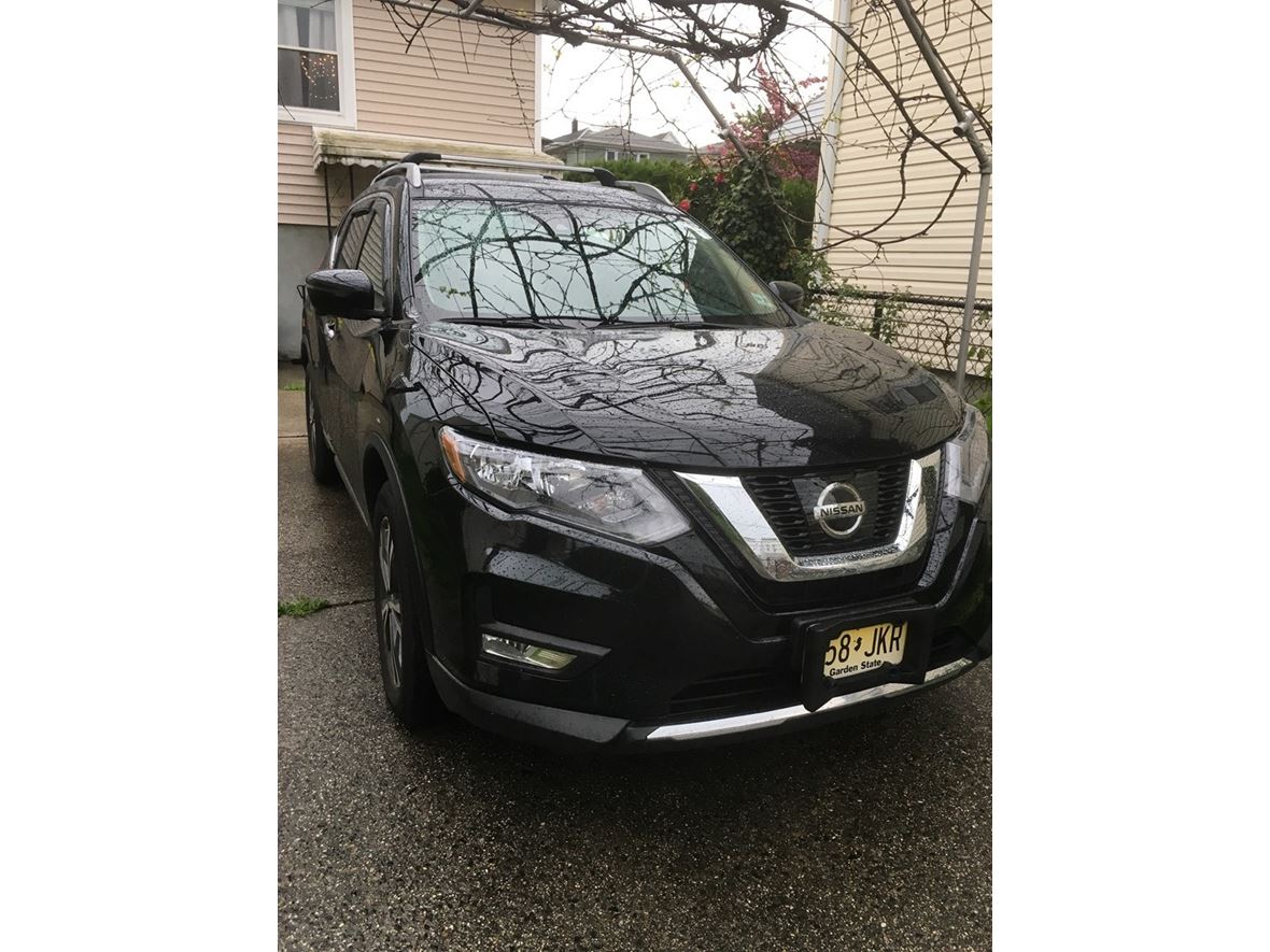2017 Nissan Rogue for sale by owner in Jersey City