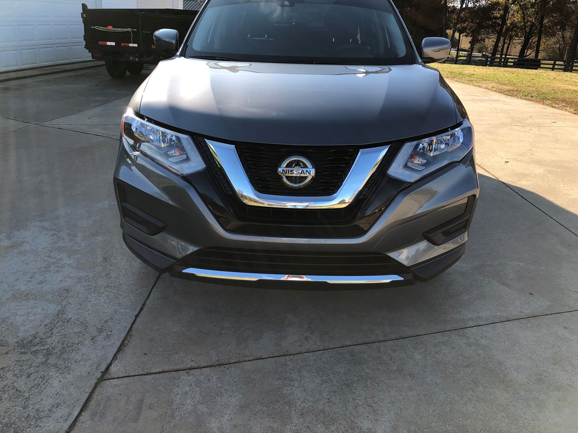 2019 Nissan Rogue for sale by owner in Gainesville