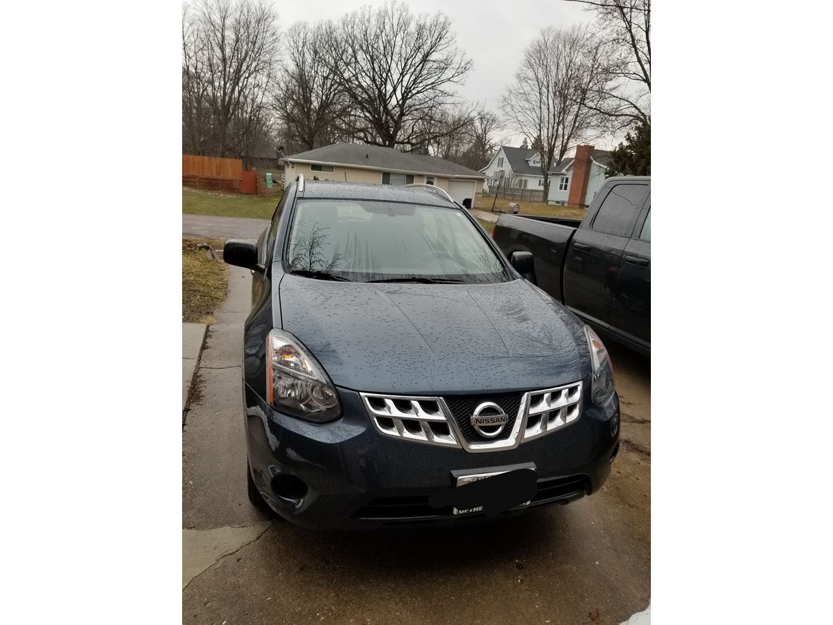 2015 Nissan Rogue Select for sale by owner in Metamora