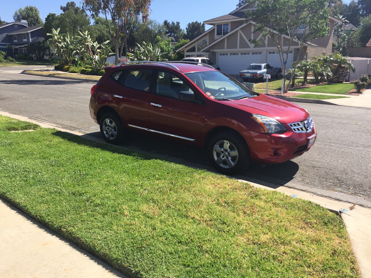 2015 Nissan Rogue Select for sale by owner in Corona