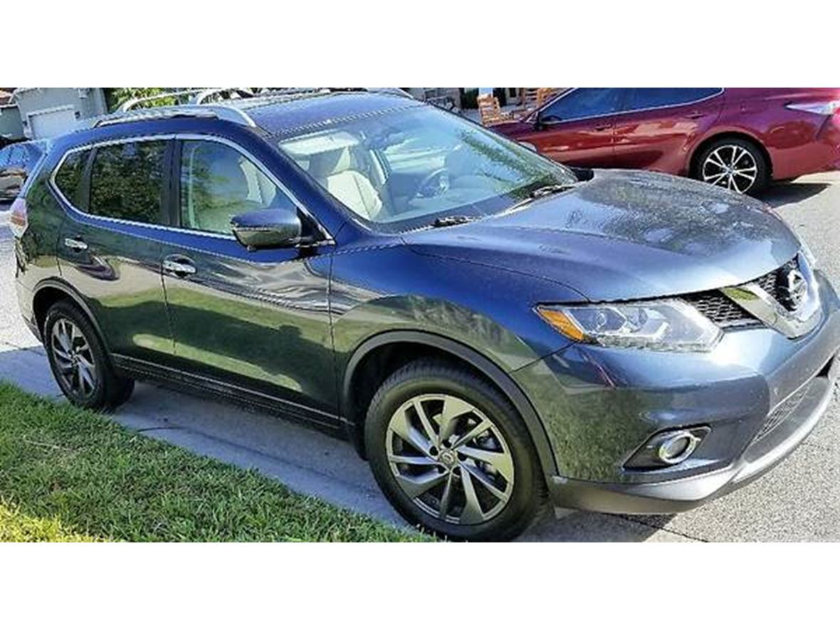 2016 Nissan Rogue Select for sale by owner in Orlando