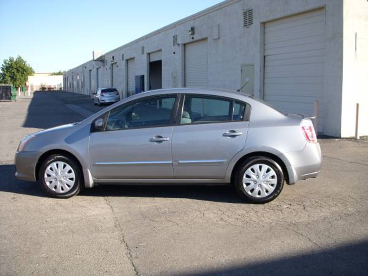2011 Nissan Sentra for sale by owner in Stockton